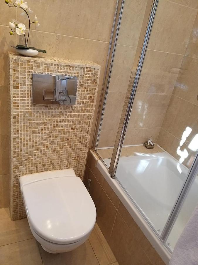 Appartement סטודיו 10 Studio à Eilat Extérieur photo